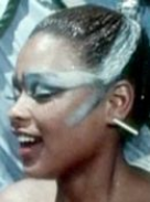 Renee Ross (i)