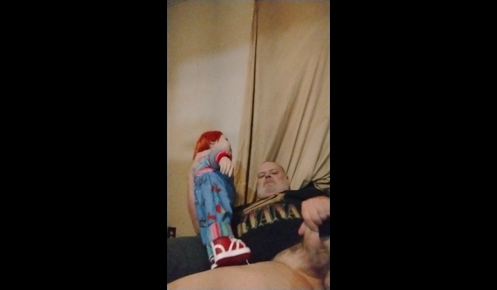 ⁣Chucky jack off orgasm