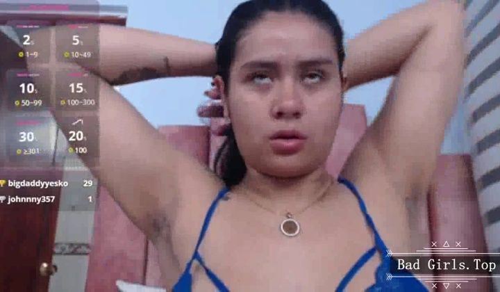 ⁣Bbw latina huge tits babe web closeup milking show