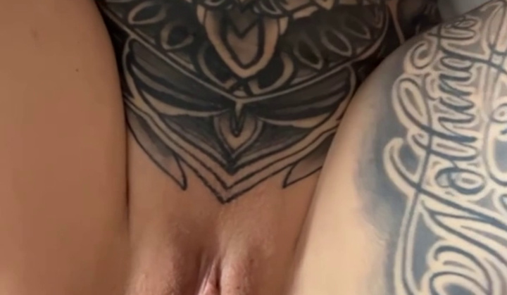 ⁣Eporner com [tfxj8cgxq0y] tattoo milf (1080)