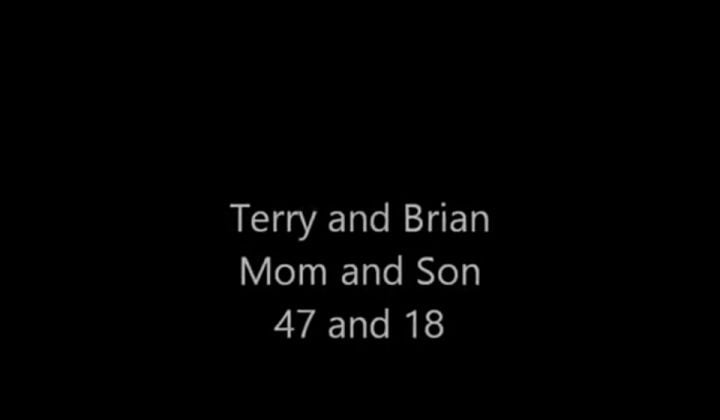 ⁣Mom son incest 47 years blowjob and cam losed media