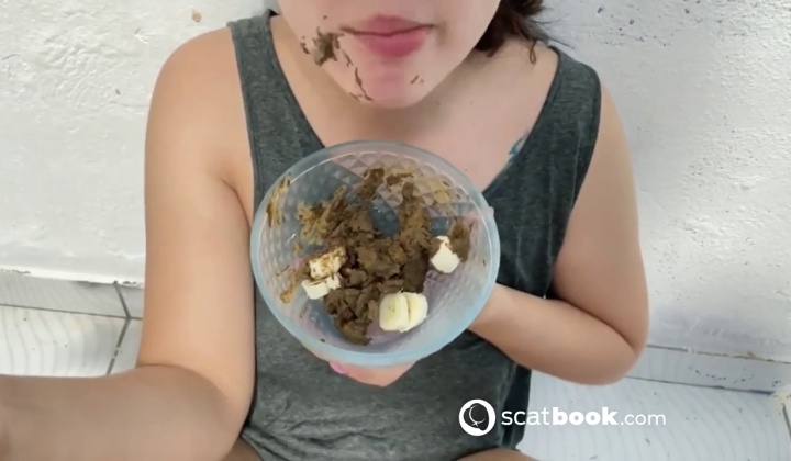 ⁣Scat n banana snack