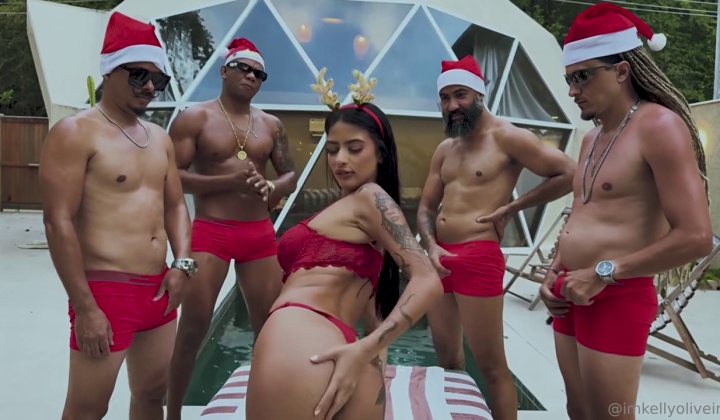 ⁣K3lly oliveir4 fucked in a gangbang