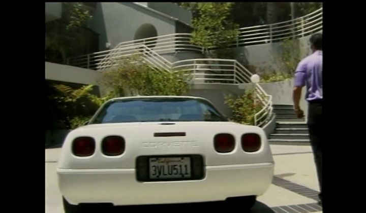 ⁣Quest for the woman with a stinger 1997