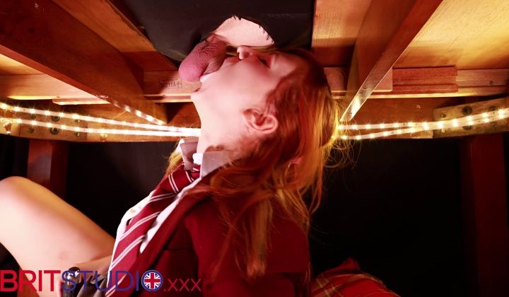 ⁣Blue balls ready to explode on redhead schoolgirl