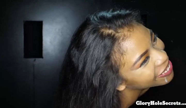 ⁣Nia nacci gloryhole
