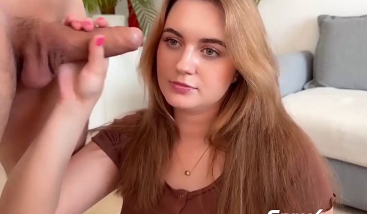 ⁣Sexy blonde with natural tits bj & handjob