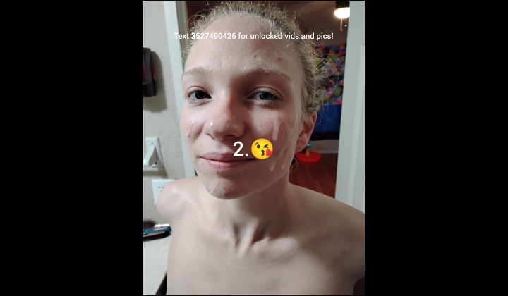 ⁣Little titty dance for my fans;)